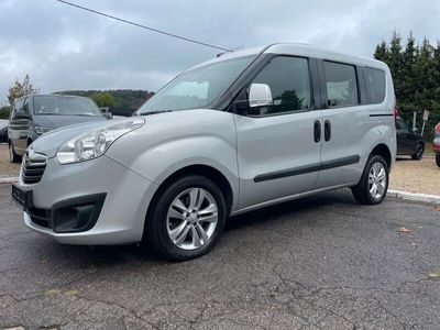 gebraucht Opel Combo D Edition 5.Sitze+Klimaauto+Tempomat+135PS