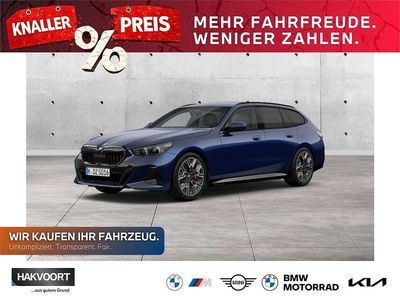 Neu BMW 540 Comfort Edition 303 PS (222 kW) 2026 Oxidgrau ii Kombi