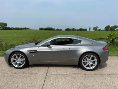 Gebraucht Aston Martin V8 Vantage 385 PS (283 kW) 2007 Silber Coupé