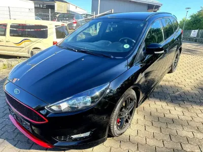 Gebraucht Ford Focus ST-Line 125 PS (91 kW) 2017 Schwarz Limousine