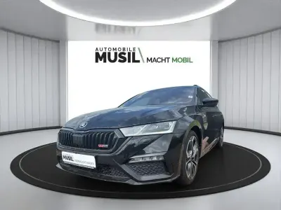 Gebraucht Skoda Octavia RS 200 PS (147 kW) 2023 Schwarzmagic perleffekt Kombi