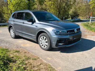 Gebraucht VW Tiguan Allspace Highline 239 PS (175 kW) 2019 Grau SUV