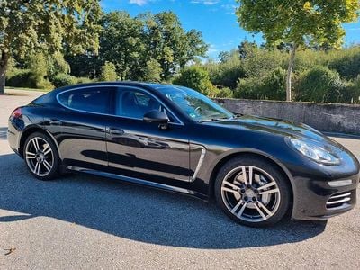 Porsche Panamera 4S