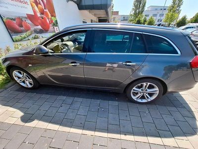 Grau Gebraucht 2009 Opel Insignia Cosmo Kombi | 3.690 € (Fairer Preis)