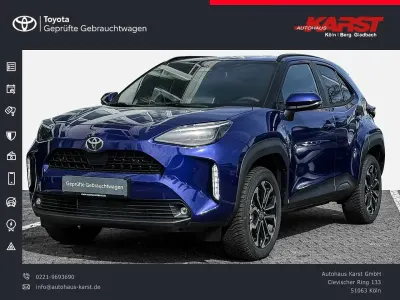 Neu Toyota Yaris Cross 131 PS (96 kW) 2025 Blau SUV