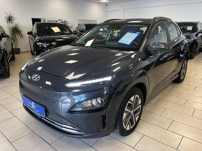 Gebraucht Hyundai Kona Select 100 kW (136 PS) 2022 Grau SUV