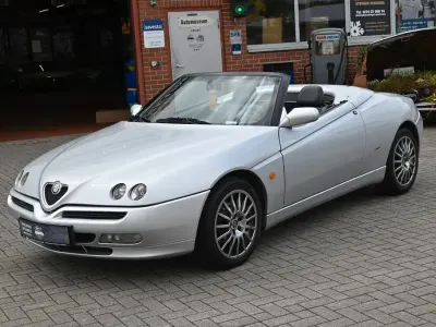 Gebraucht Alfa Romeo Spider 155 PS (114 kW) 2001 Silber Cabrio