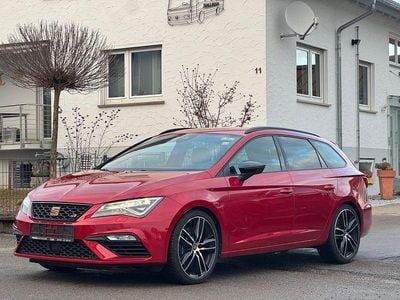 Rot Gebraucht 2018 Seat Leon ST 4Drive Kombi | 19.990 € (Fairer Preis)