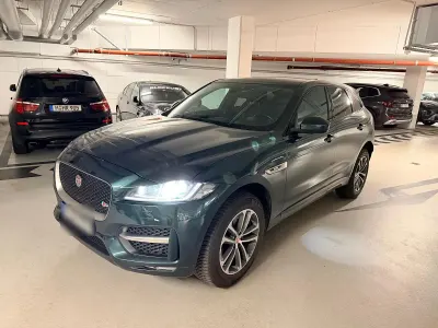 Gebraucht Jaguar F-Pace 300 PS (220 kW) 2016 Schwarz SUV