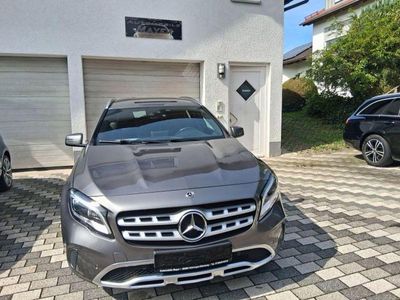 Mercedes GLA180