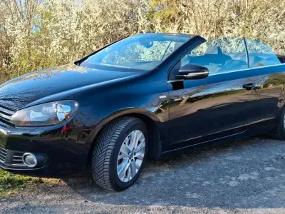 Gebraucht VW Golf Cabriolet Life 105 PS (77 kW) 2014 Schwarz Cabrio