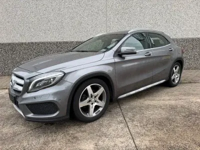 Usata Mercedes GLA200 AMG 136 CV (100 kW) 2016 Grigio SUV