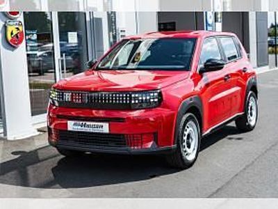 Gebraucht Fiat Grande Panda Red 83 kW (113 PS) 2025 Rot (passione rot) Kleinwagen