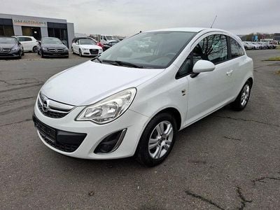 Weiß Gebraucht 2011 Opel Corsa Satellite Kleinwagen | 3.990 € (Fairer Preis)