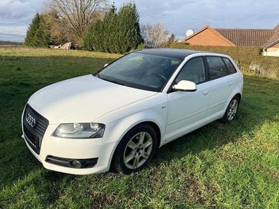 Weiß Gebraucht 2010 Audi A3 S-Line Limousine | 5.999 € (Fairer Preis)
