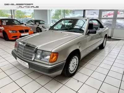Gebraucht Mercedes 230 132 PS (97 kW) 1988 Rauchsilber  metallic Coupé
