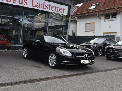 Gebraucht Mercedes SLK200 184 PS (135 kW) 2012 Schwarz Cabrio