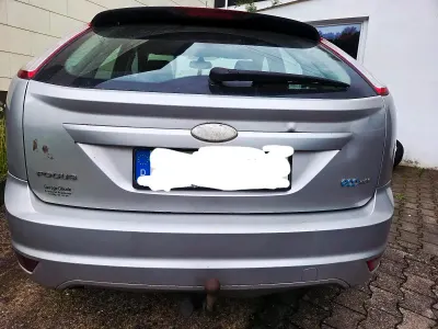 Gebraucht Ford Focus 2009 Silber Limousine