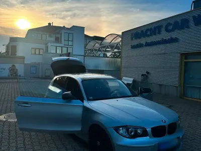 Gebraucht BMW 116 122 PS (89 kW) 2010 Grau Kleinwagen