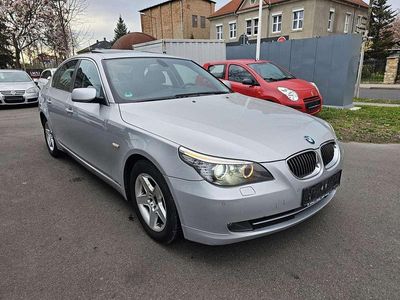 BMW 523