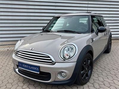 Usado Mini Cooper 90 HP (66 kW) 2013 Cinzento Citadino