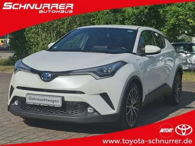 Gebraucht Toyota C-HR Team 122 PS (89 kW) 2018 White pearl 070 SUV