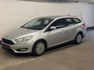 Gebraucht Ford Focus Trend 105 PS (77 kW) 2016 Silber Kombi