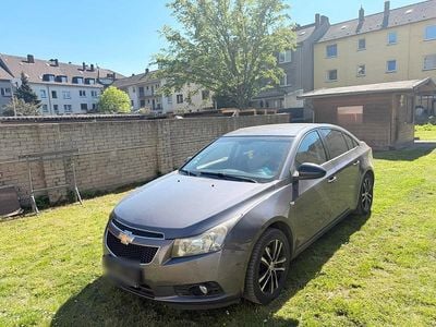 Begagnad Chevrolet Cruze LTZ 163 HK (119 kW) 2011 Silver Sedan