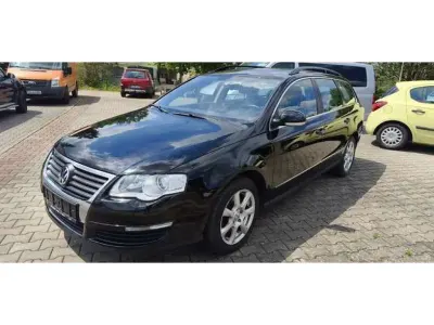 Gebraucht VW Passat 122 PS (89 kW) 2009 Schwarz (metallic) Kombi