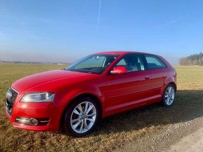 Rot Gebraucht 2011 Audi A3 Ambiente Limousine | 5.500 € (Guter Preis)