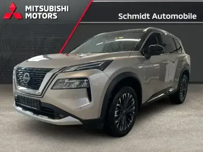 Neu Nissan X-Trail Tekna 163 PS (119 kW) 2026 Champagne silver / dach schwar SUV