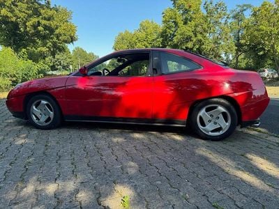 Second-hand Fiat Coupé 147 CP (108 kW) 1997 Roșu Coupe