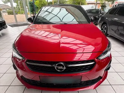 Gebraucht Opel Corsa 101 PS (74 kW) 2023 Rot metallic Kleinwagen