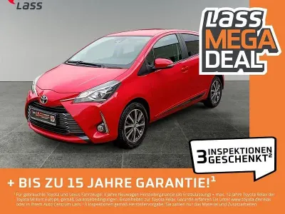 Gebraucht Toyota Yaris Connect Style 111 PS (81 kW) 2020 Rot Kleinwagen
