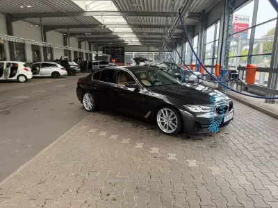 Gebraucht BMW 520 190 PS (139 kW) 2020 Grau Limousine