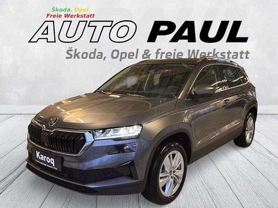 Graphitegrau metallic Neu 2026 Skoda Karoq Selection SUV | 35.490 € (Fairer Preis)
