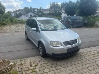 Gebraucht VW Touran 140 PS (102 kW) 2006 Grau Van / Kleinbus
