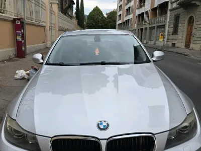 Gebraucht BMW 320 177 PS (130 kW) 2009 Limousine