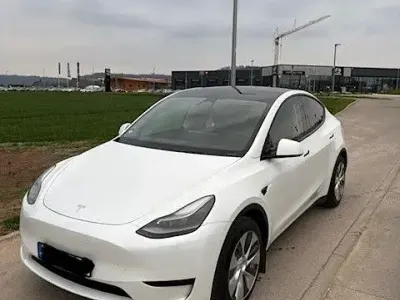 Gebraucht Tesla Model Y RWD 219 kW (299 PS) 2023 Weiß SUV