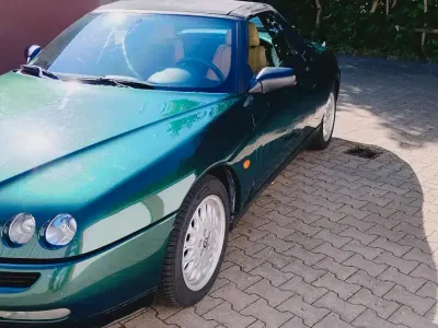 Gebraucht Alfa Romeo Spider 150 PS (110 kW) 1998 Grün Cabrio