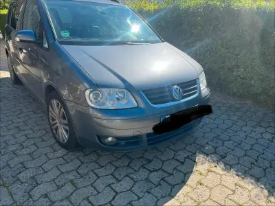 Gebraucht VW Touran 170 PS (125 kW) 2006 Silber Van / Kleinbus