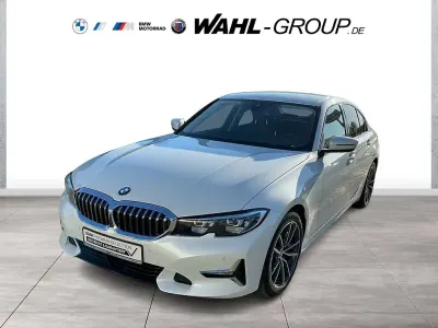 Używany BMW 320 Luxury Line 190 KM (139 kW) 2020 Biały Sedan/Limuzyna