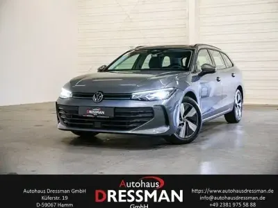 Używany VW Passat 150 KM (110 kW) 2025 Szary Kombi