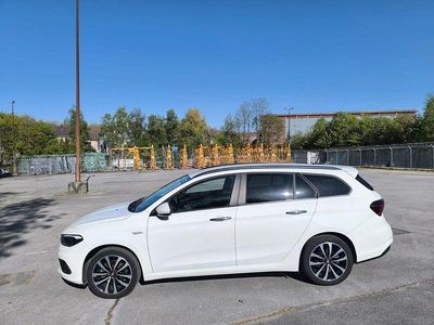 Second-hand Fiat Tipo Easy 120 CP (88 kW) 2019 Alb Berlinǎ
