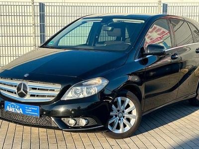 Gebraucht Mercedes B180 122 PS (89 kW) 2013 Schwarz Van / Kleinbus