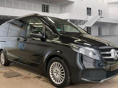 Gebraucht Mercedes V220 Edition 163 PS (119 kW) 2021 Obsidianschwarz metallic Van / Kleinbus
