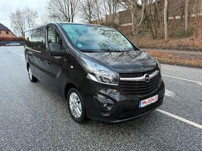 Second-hand Opel Vivaro 145 CP (106 kW) 2017 Negru Monovolum