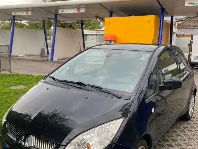 Occasion Mitsubishi Colt Motion 95 PK (69 kW) 2006 Zwart Sedan