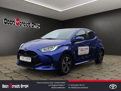 Neu Toyota Yaris Hybrid 116 PS (85 kW) 2026 Blau Limousine