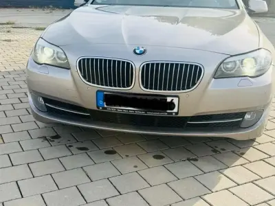 Gebraucht BMW 525 Sport Line 204 PS (150 kW) 2010 Limousine